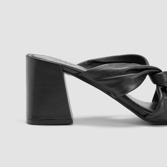 Everlane The Day Twist Heel Black Nappa Leather Sandals Size 7.5 New without Box - Picture 5 of 8